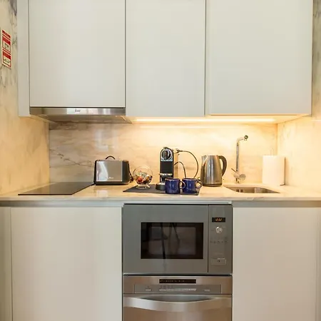 In Between Exclusive Charm By The Center Apartamento